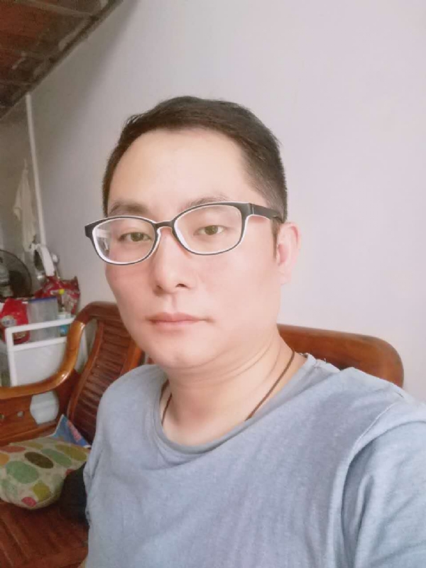 流星的尾巴的第一张照片--屏南征婚网