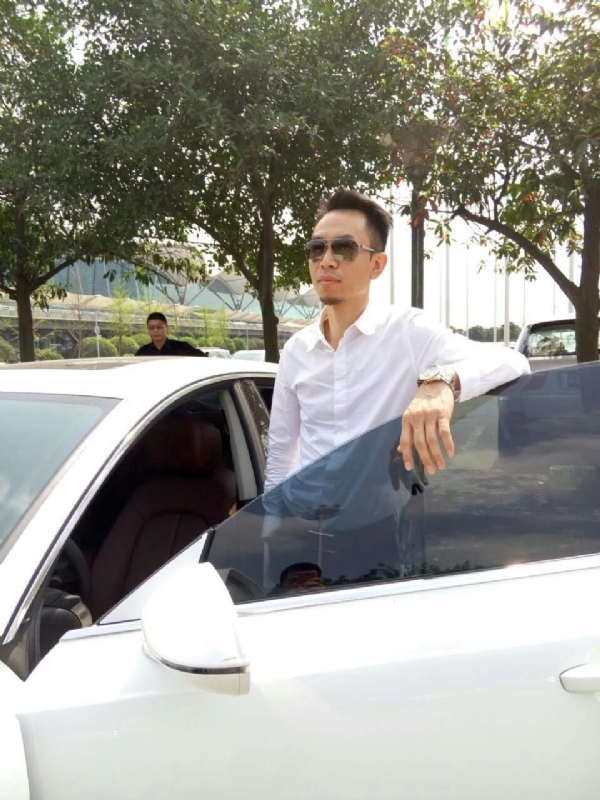 杨岳的第一张照片--屏南征婚网