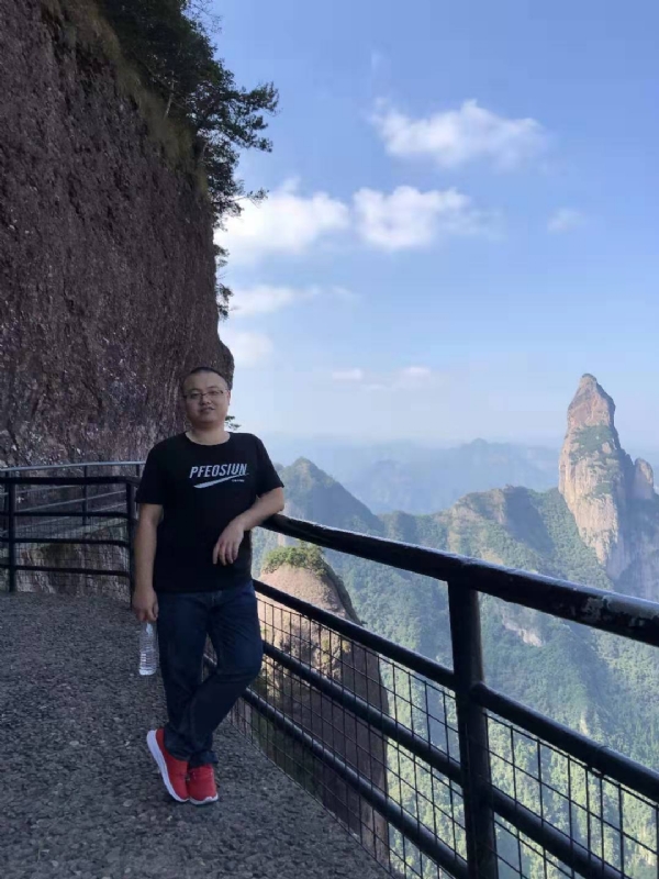 不杵于物的第一张照片--屏南征婚网