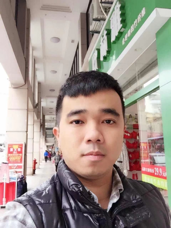 小小怪兽的第一张照片--屏南征婚网