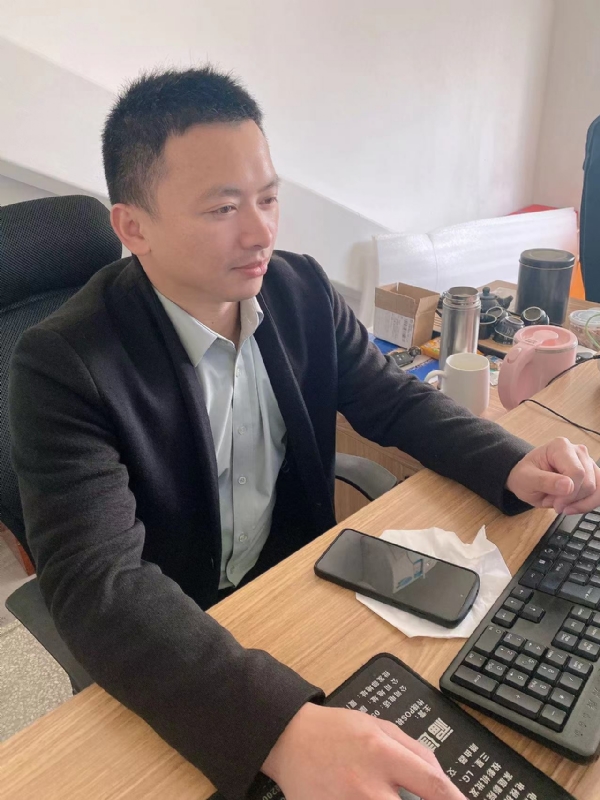落叶知秋的第一张照片--屏南征婚网