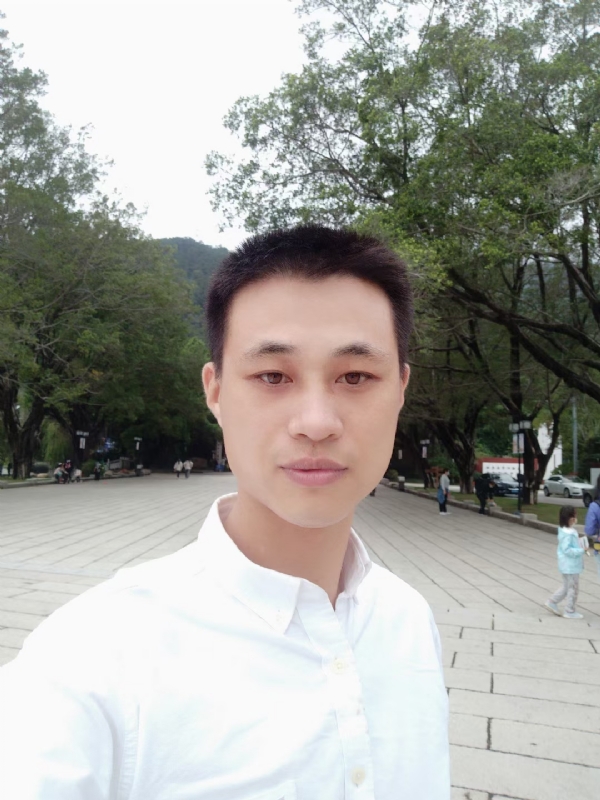 xu的第一张照片--屏南征婚网