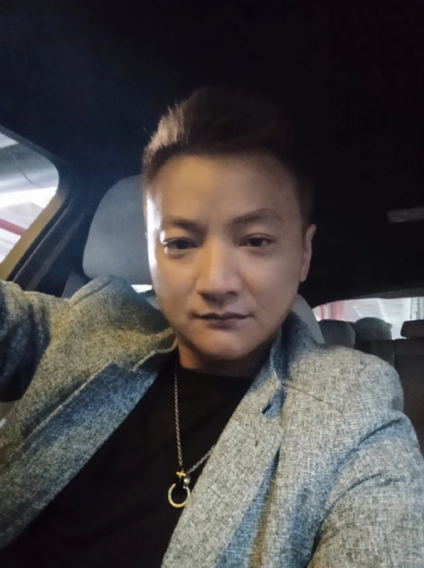 夜、有雨敲窗的第三张照片--屏南征婚网